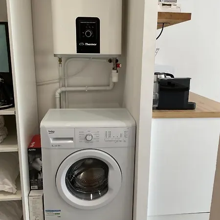 F2 50 M De La * Антиб