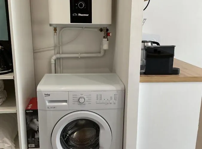 F2 50 M De La * Антиб